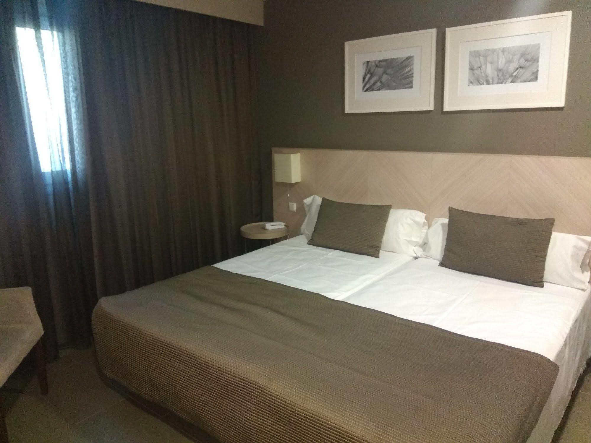 Hotel Balneario De Gravalos Luaran gambar